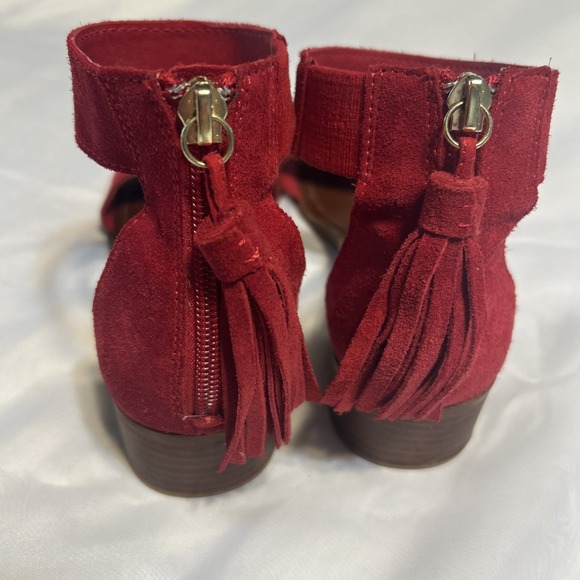 Steve Madden Red Darcie Women's Sandles US Size 7.5 Leather Upper Zipper Back - Picture 6 of 12